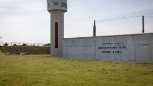 VISITE MACRON PRISON VENDIN